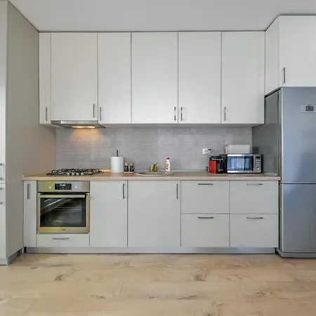 Apartment Yellow Oasis