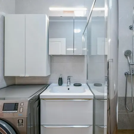 Yellow Oasis Apartment *