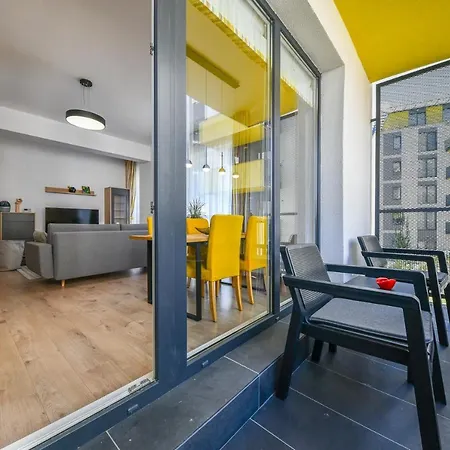 Yellow Oasis *